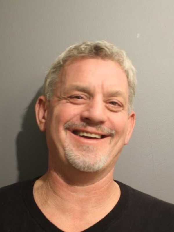 Fairfield Man Who Drove Onto Shoulder Of Road Charged With DUI, Police Say