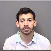 Norwalk Man Flees Scene After Crashing Into Darien House, Police Say