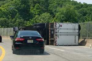 Tractor-Trailer Rollover At State Line Closes Route 287 Overpass