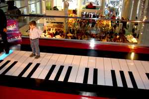 'BIG' News: FAO Schwarz Makes Comeback With New Store In Newburgh