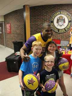 Harlem Wizards Visit Northern Highlands High School