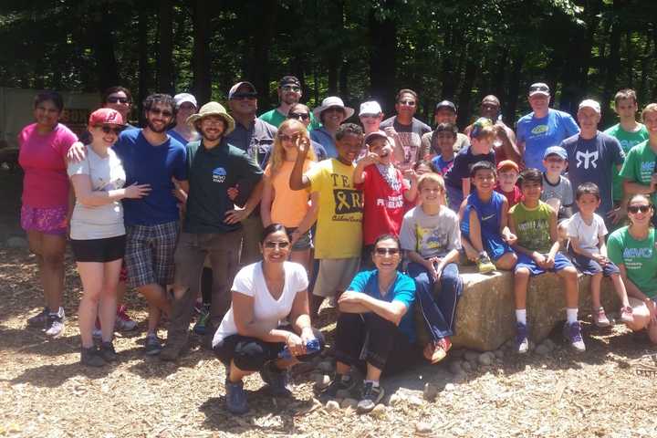 Bergen Volunteer Center Partners With MEVO For Family Volunteer Day