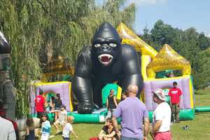 Residents Come Out For Mount Kisco Sidewalk Sales Days 