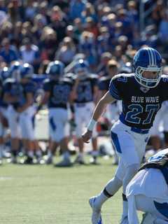 Friday Night Lights: Traffic Advisory Issued For Darien High Football Game