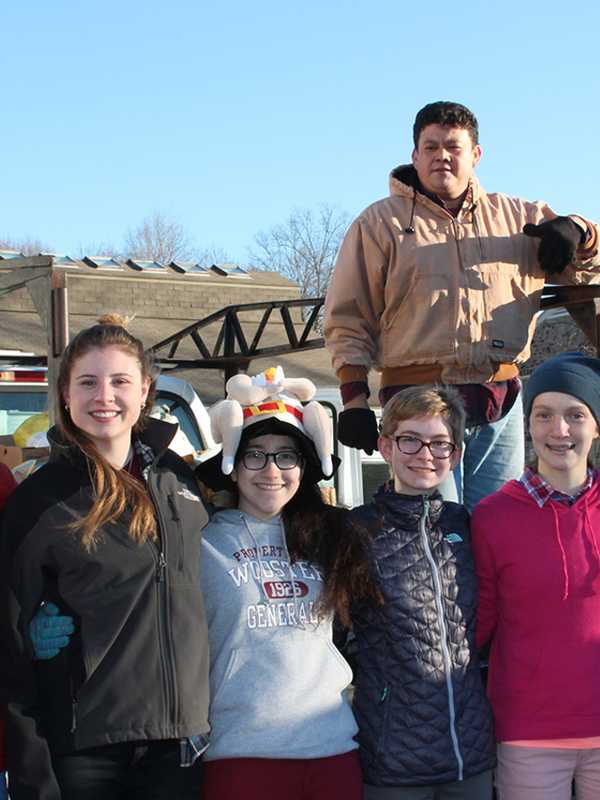 Wooster Food Drive Collects 192 Turkeys For Danbury Food Pantry