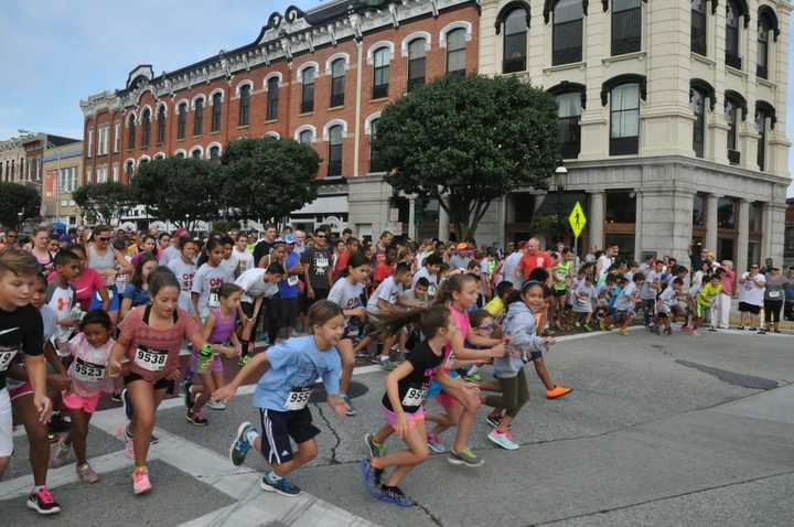 Participants take off for the 2015 Ossining Matters 5K Run and Walk. The event is set for 9 a.m. Sept. 10 this year.