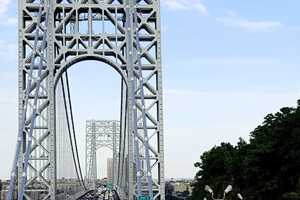 HIGH DRAMA: Suicidal Man Rescued From Beneath GWB