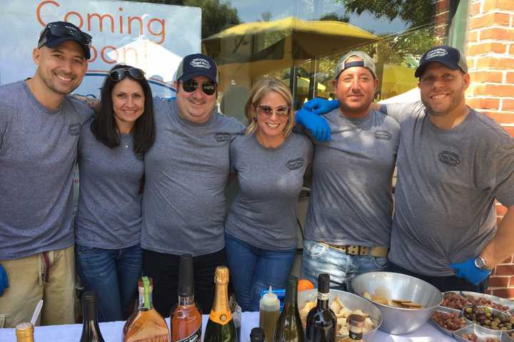 Food Market, Wine Store Prepare For Mount Kisco Openings