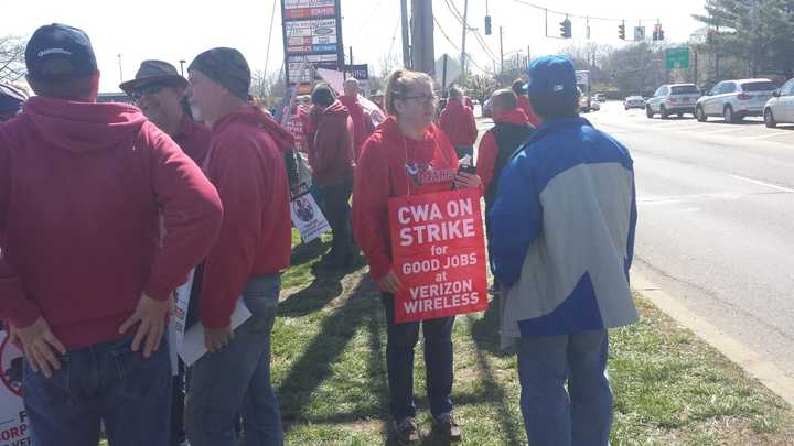 Informational pickets continued daily outside a Verizon store on Boston Post Road (Route 1) in Port Chester. Union officials said Friday that pickets have ended now that a tentative contact agreement has been reached with Verizon management.