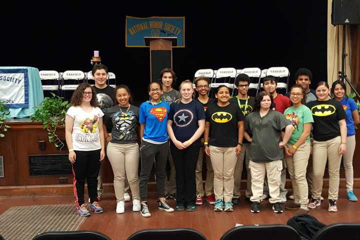 Garfield Students Wear Superhero T-Shirts, Raise Money For Autism