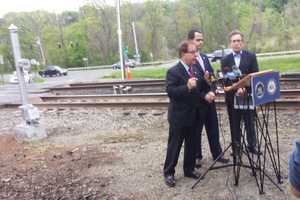 Officials Urge Passage Of Rail Safety Bill At Deadly Westchester Crossing