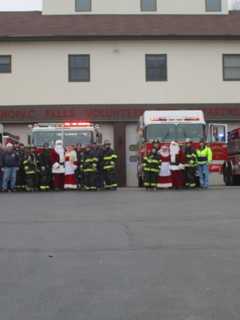 Mahopac Falls Volunteer FD Gets In Candy Cane Run Before Snow Arrives