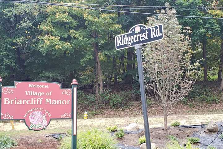 Nearly Two Dozen Rose-Adorned Street Signs Stolen In Westchester