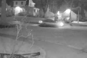 SEE ANYTHING? Police Seek Help Finding Man Who Followed Hillsdale Girl To Door, Ran From Mom