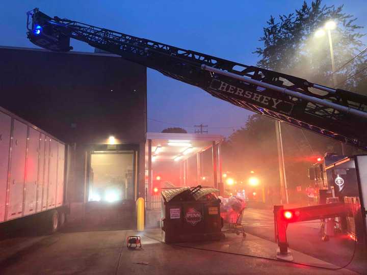 Crews putting out a fire at the Giant on Cocoa Avenue in Hershey.