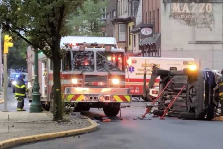 2 Drivers Hospitalized In Multi-Car Crash In Reading