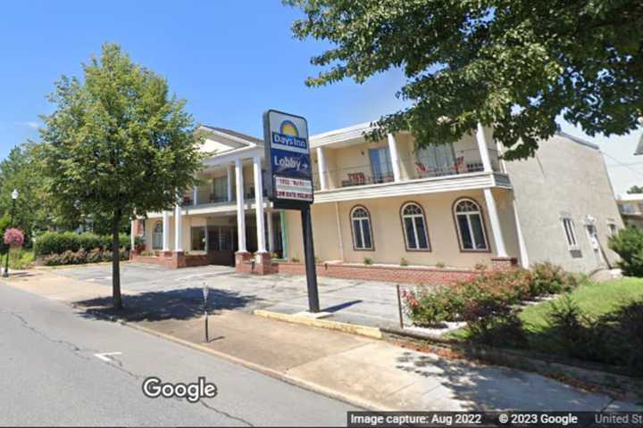 Waynesboro Days Inn Rape Came After Maryland Booking Error: Affidavit