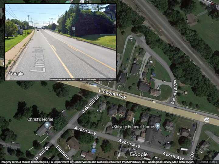 A map and street view of the 3200 block of Lincoln Highway/Route 30 where the deadly head-on tractor-railer crash happened.&nbsp;