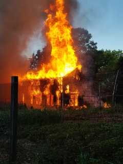 Early Morning Fire Destroys CT Barn, Apartment