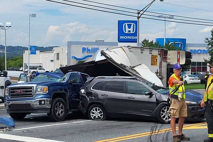 Six Hospitalized When Allentown-Bound Tractor Trailer Flips Onto Cars In NJ