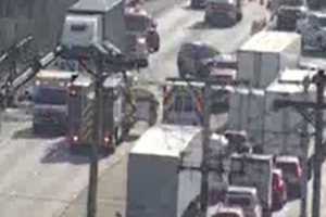 2 Trapped In 4-Vehicle Crash Involving Tractor-Trailer On Rt 30 In PA (DEVELOPING)