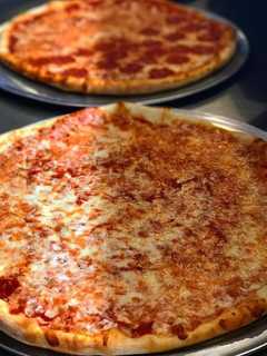 Pie Oh My: Harriman's Marina Restaurant Shoots For DVlicious Win
