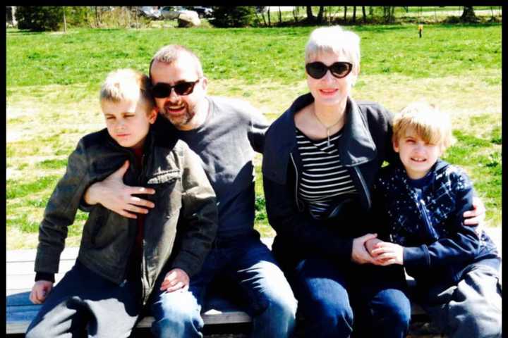 Community Rallies Around Yorktown Mom Battling Ovarian Cancer