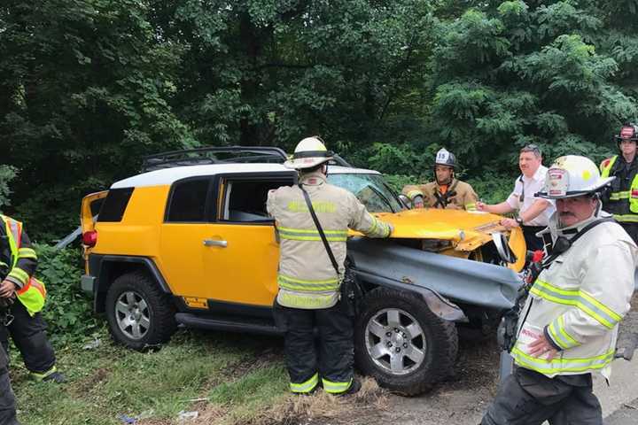 SUV Slams Into Guardrail On Taconic Parkway