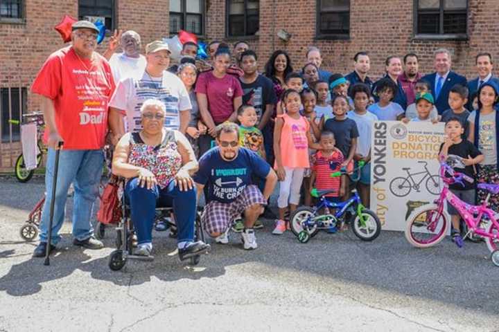 40 Cycles Given Award At Mayor Mike's Bike Drive