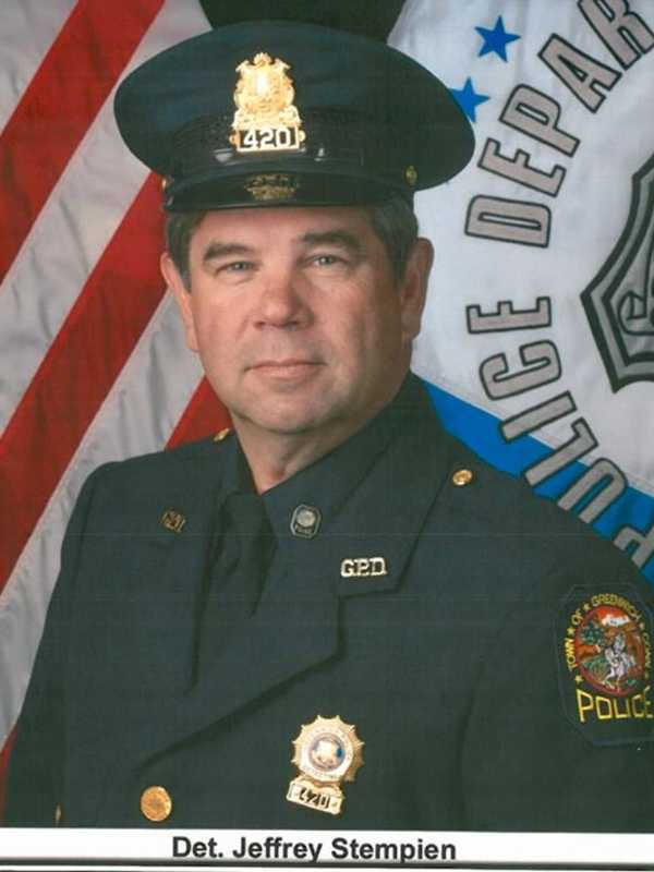 Detective Retires After 34-Year Career With Greenwich Police
