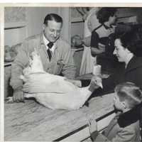 <p>Peter Zorn opened his first retail store on Long Island in 1940.</p>