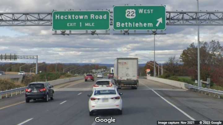 Exit to Route 22 as seen from Route 33 in Bethlehem Township.