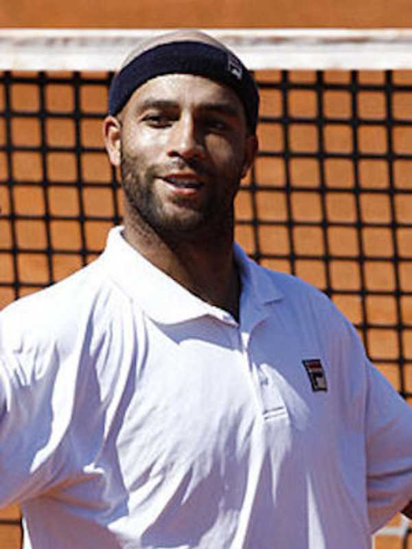 Former Fairfield Resident James Blake Is Mistakenly Cuffed By NYPD Officers