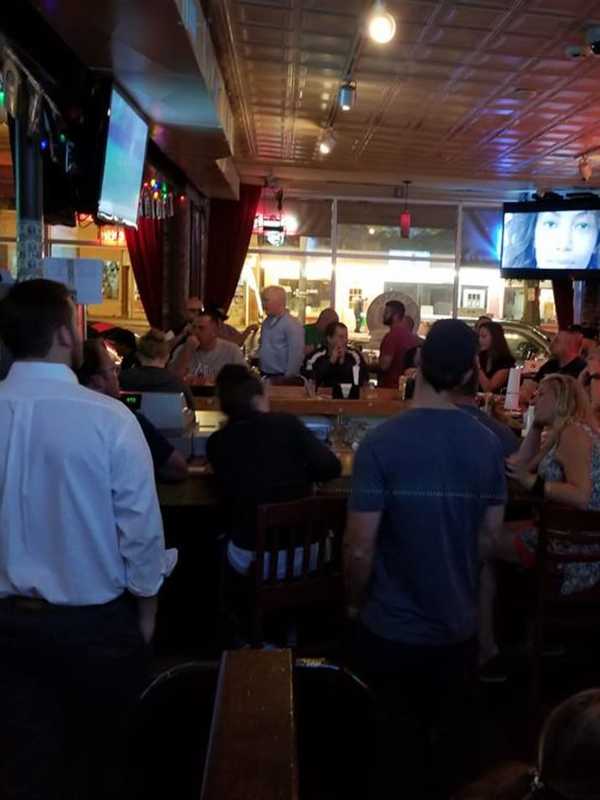 DVlicious: Vinny's Ale House In Fairfield Rallies Fans With Nightly Deals