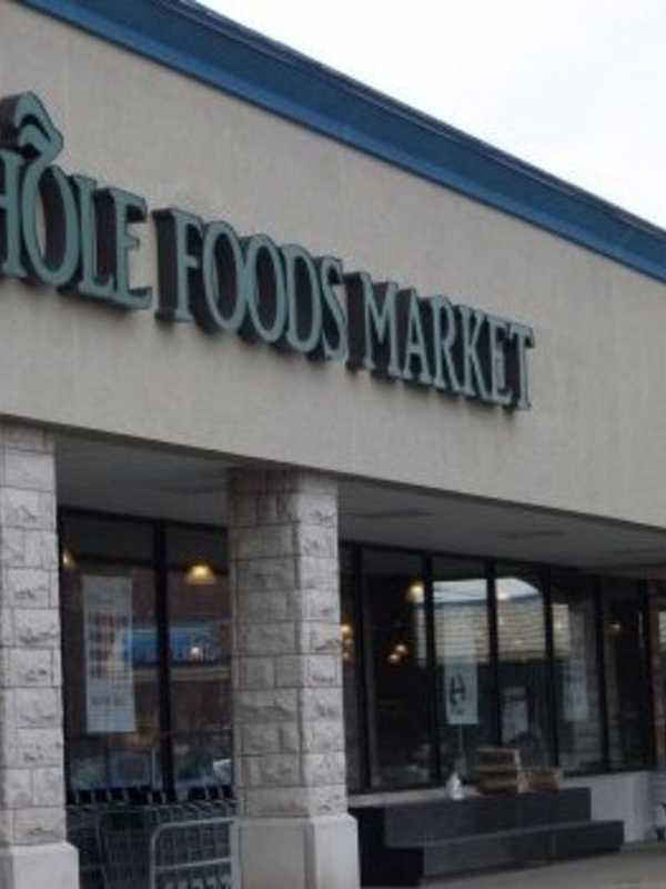 Amazon Brokers Deal To Buy Whole Foods For $13.7 Billion