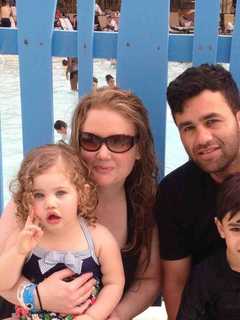 CT Democrats Ask ICE To Reconsider Deporting New Fairfield Man