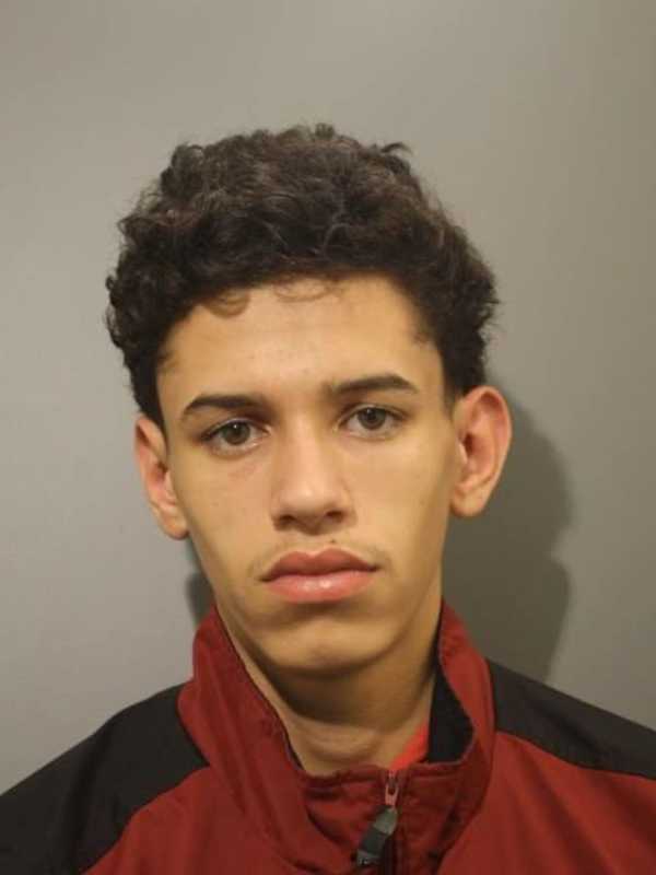 Teens Caught Driving With More Than A Pound Of Pot In Wilton