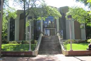 Acclaimed Pianist To Perform At Englewood Public Library