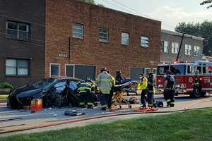 Driver Strikes PECO Pole In Upper Darby