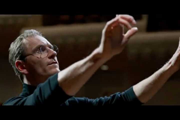 Edgewater Public Library Screens 'Steve Jobs' Movie Wednesday Night