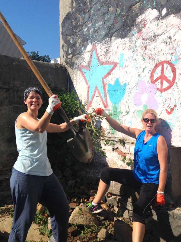 Holy Child Rye Assists Habitat For Humanity In Pope Francis Build-a-Thon