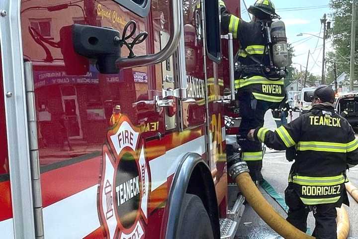 Firefighters Make Quick Work Of Teaneck Restaurant Blaze