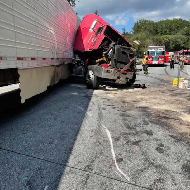 Tractor-trailer crash on I-83.