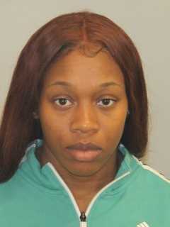 Newark Stabbing Suspect Sought By Police