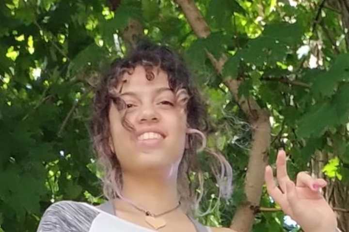 Police Ask Public's Help In Locating 17-Year-Old Girl Who's Gone Missing In Region