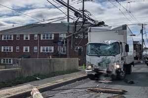 Truck Downs Pole Off Route 80 In Hackensack