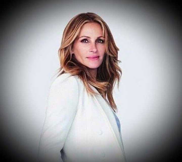 Julia Roberts