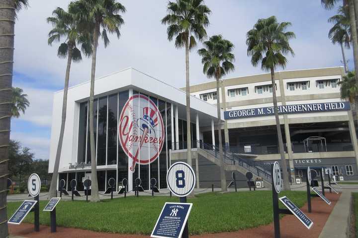 Yankees Fans Struck By Lightning While Leaving Spring Training Game