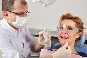 Is Flossing Necessary? Feds Say No, Dentists Say Yes