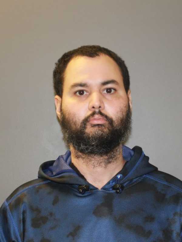 Hamden Man Steals Car With Baby Inside, Police Say